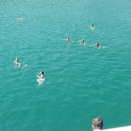 Hostel Ferry Berisha Koman